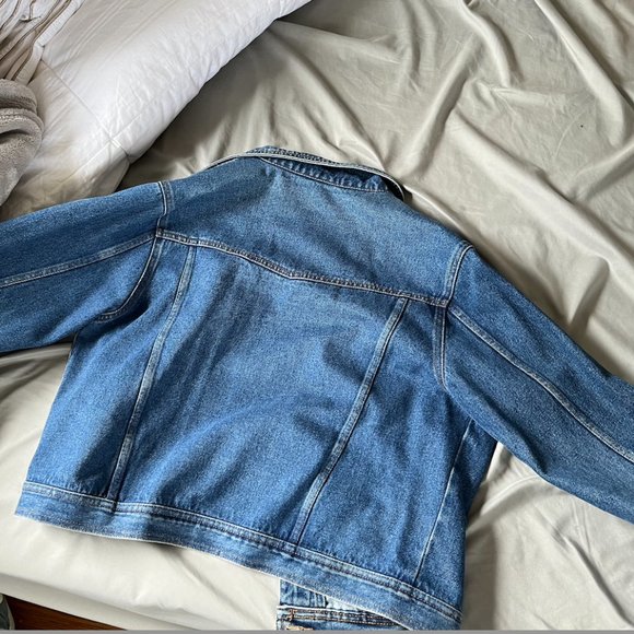 Jean jacket - Picture 2 of 3